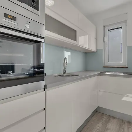 Sea View Dammi With Free Parking