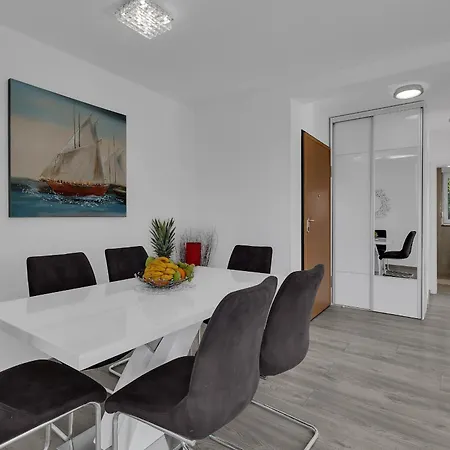 Apartman Sea View Dammi With Free Parking *