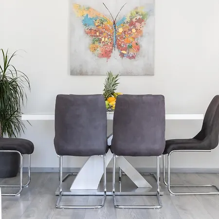 Sea View Dammi With Free Parking Apartman *