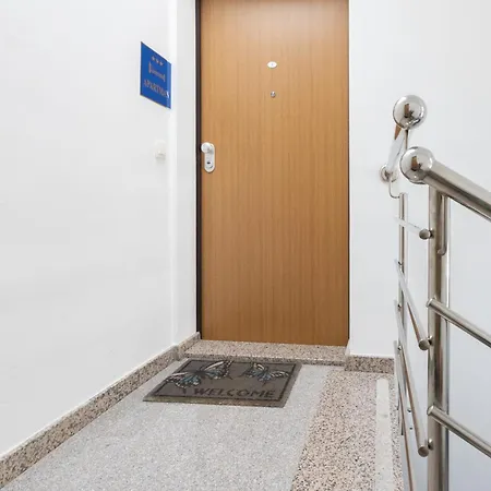 Sea View Dammi With Free Parking Apartman *