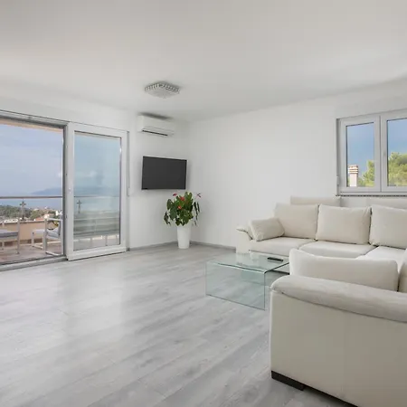 Sea View Dammi With Free Parking Apartman *