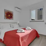 Sea View Dammi With Free Parking Makarska