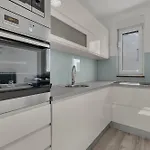 Sea View Dammi With Free Parking