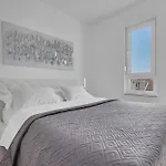 Sea View Dammi With Free Parking *