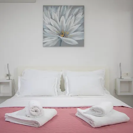 Апартаменти Sea View Dammi With Free Parking