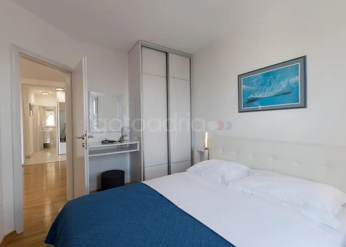 Sea View Dammi With Free Parking