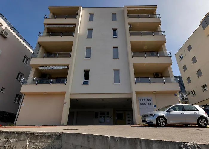 Sea View Dammi With Free Parking Appartamento