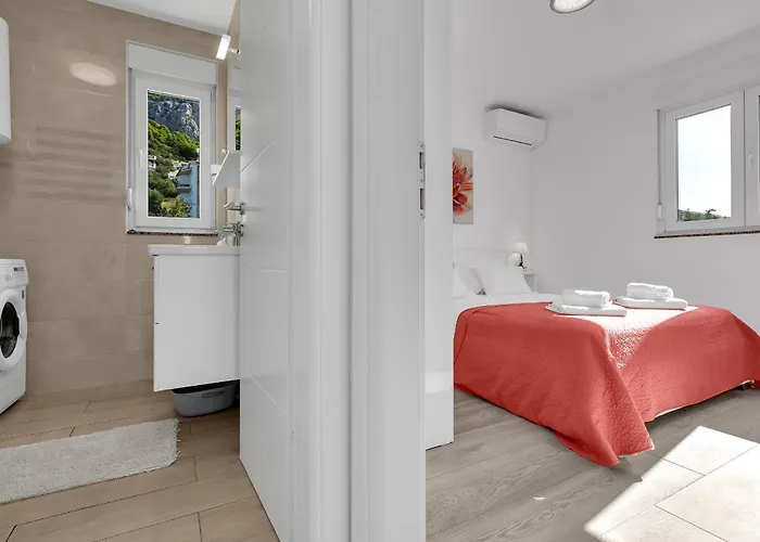 Apartment Sea View Dammi With Free Parking Makarska