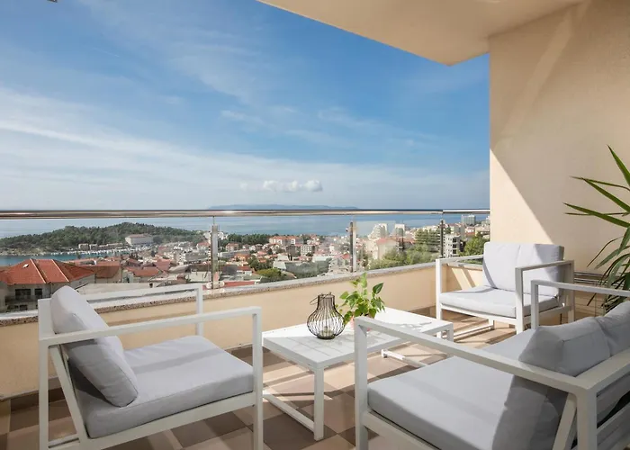 Sea View Dammi With Free Parking *