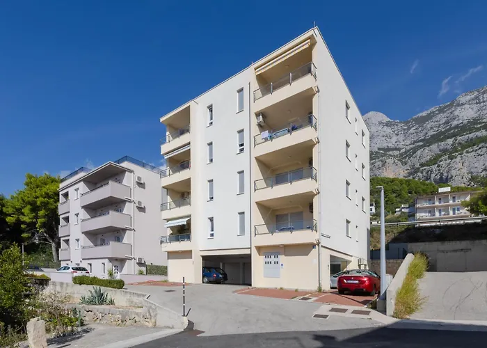 Sea View Dammi With Free Parking *