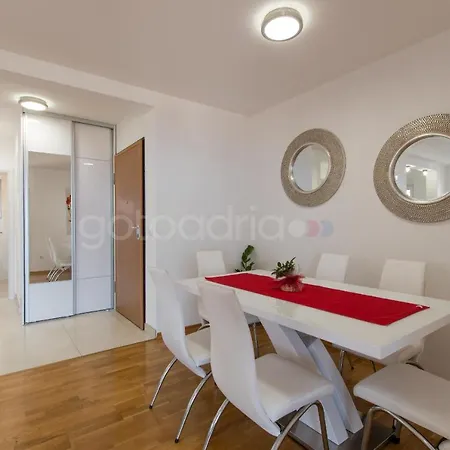 Sea View Dammi With Free Parking Appartement