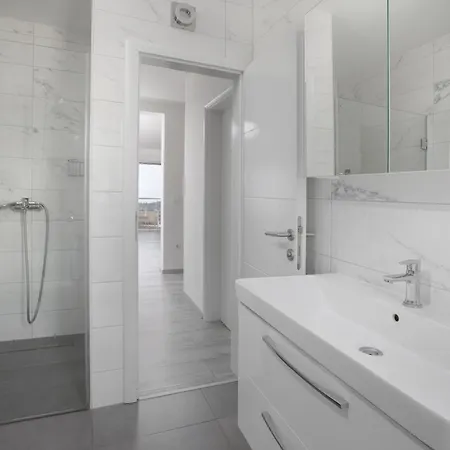 Sea View Dammi With Free Parking Appartement