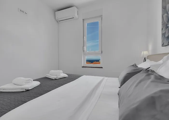 Apartman Sea View Dammi With Free Parking Makarska