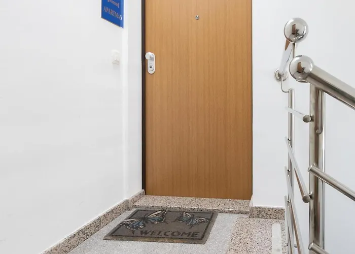 Sea View Dammi With Free Parking Apartman *